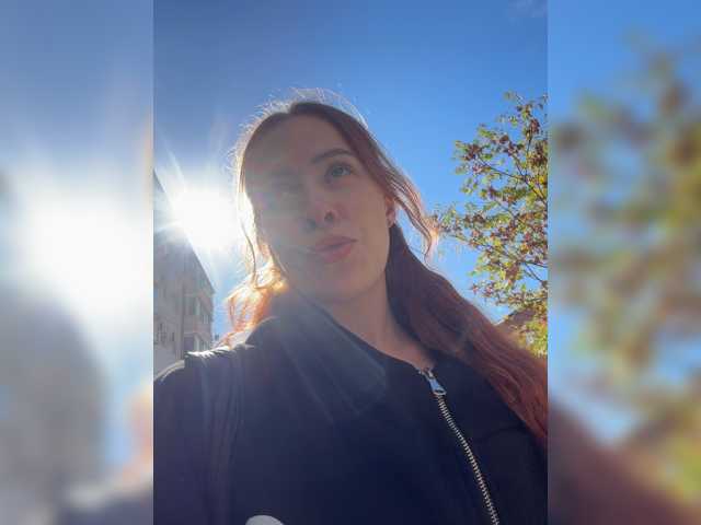 BlackWidow22 live cam on BongaCams