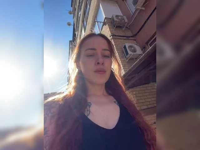 BlackWidow22 live cam on BongaCams