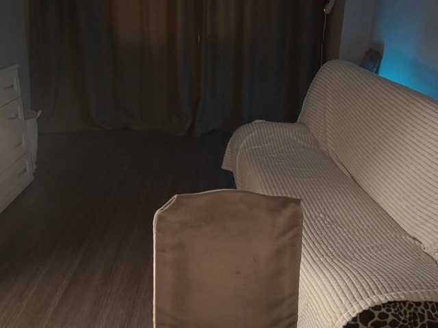 BlackWidow22 live cam on BongaCams