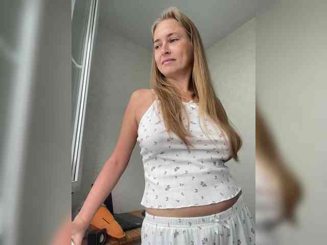 -Jolly- Sex Cam Show
