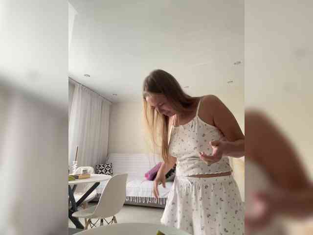 -Jolly- Sex Cam Show