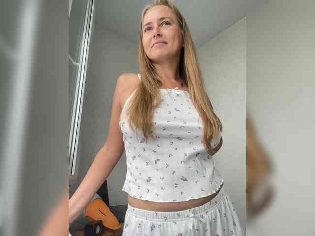-Jolly- Sex Cam Show