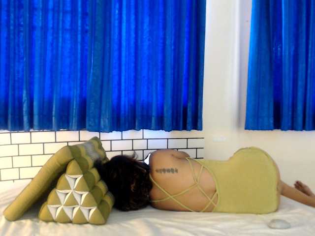 Kinnaree live cam preview