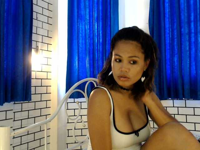 Kinnaree live cam on BongaCams