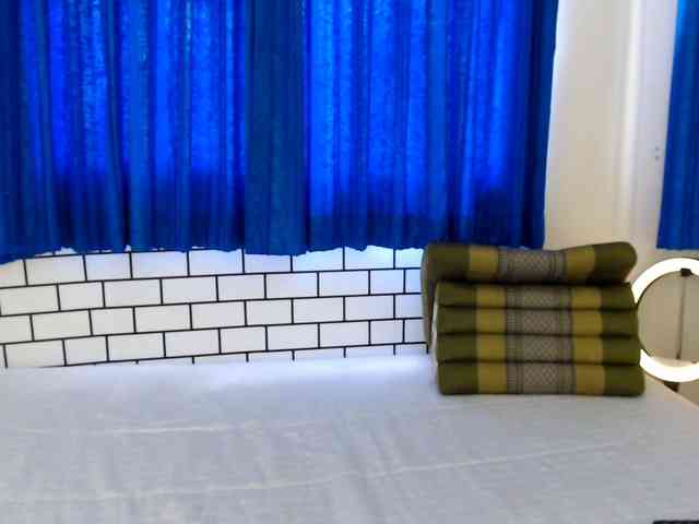Kinnaree webcam