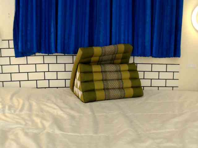 Kinnaree webcam