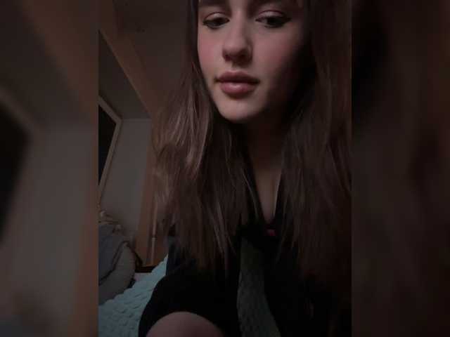 layla-x