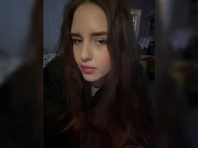 L0lly-D0lly live cam on BongaCams