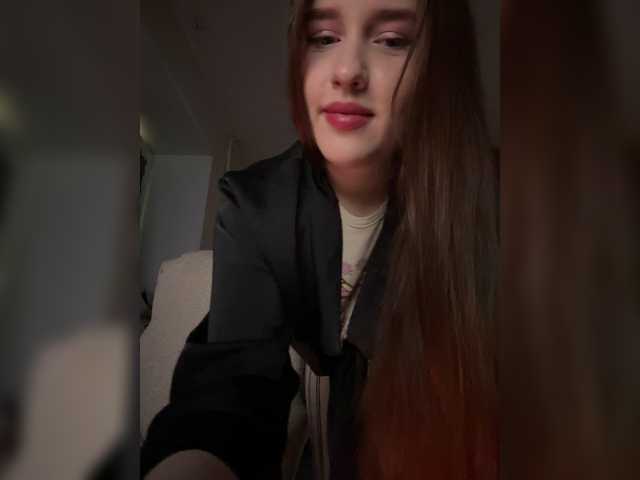 L0lly-D0lly live cam on BongaCams