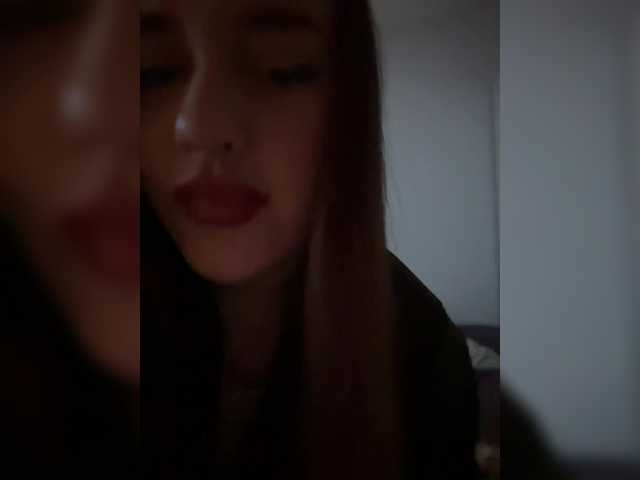 L0lly-D0lly live cam on BongaCams