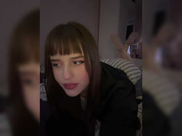 L0lly-D0lly live cam on BongaCams