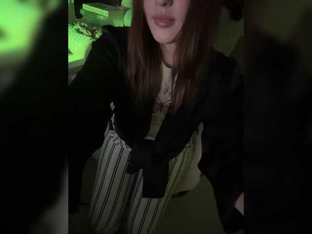 L0lly-D0lly live cam on BongaCams
