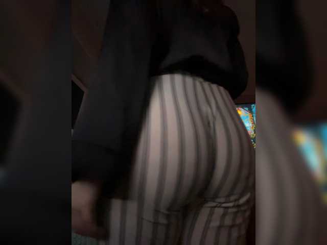 layla-x live cam
