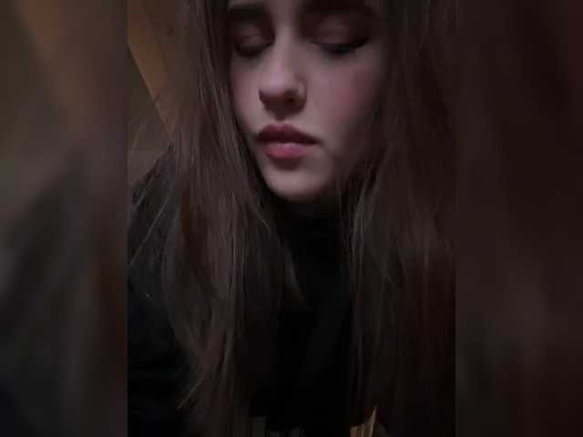 layla-x