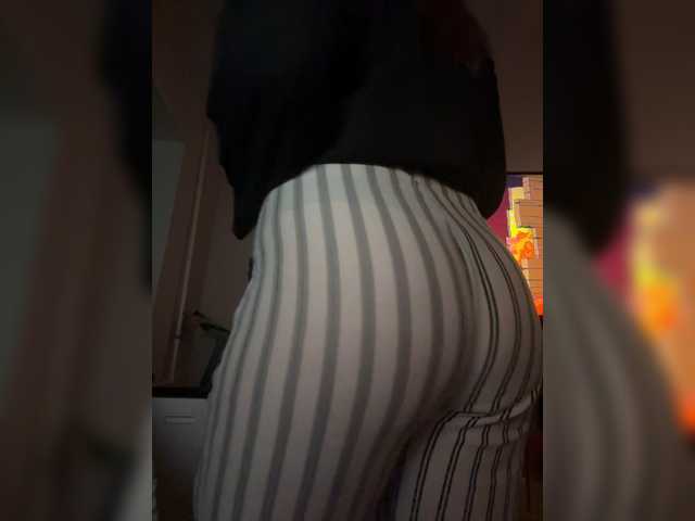 layla-x