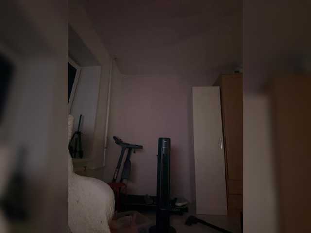 L0lly-D0lly's BongaCams show and profile