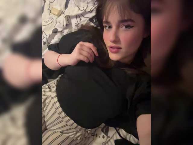 layla-x