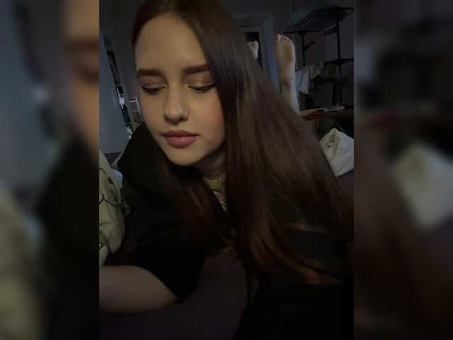 L0lly-D0lly live cam on BongaCams