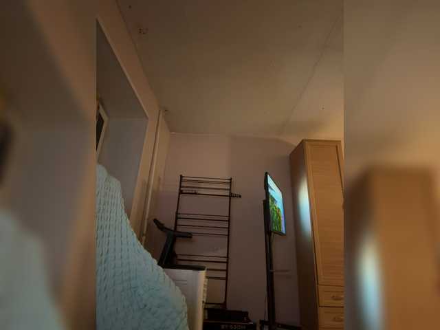 layla-x live cam