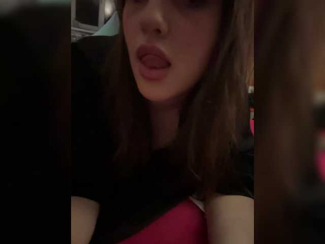 layla-x, en vivo ahora en BongaCams
