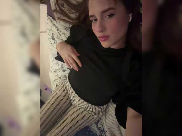 layla-x