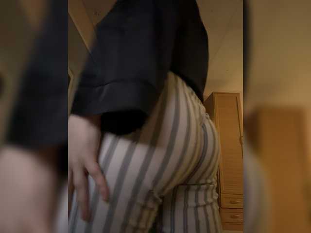 layla-x live cam