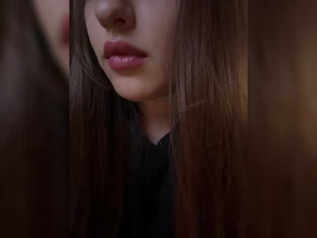 layla-x