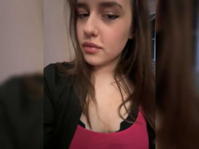 layla-x, en directo ahora en BongaCams