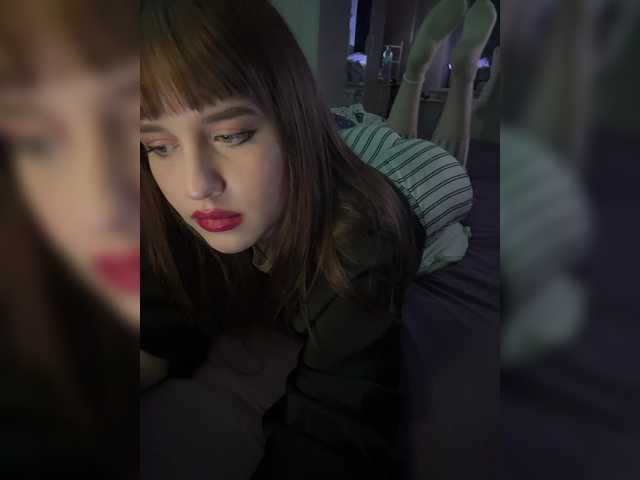 L0lly-D0lly live cam on BongaCams