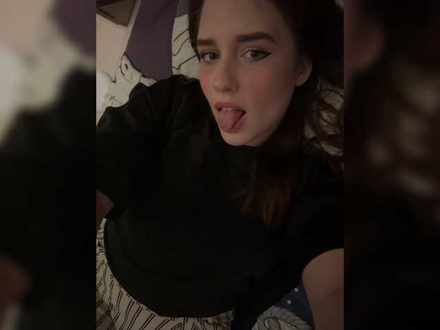 layla-x