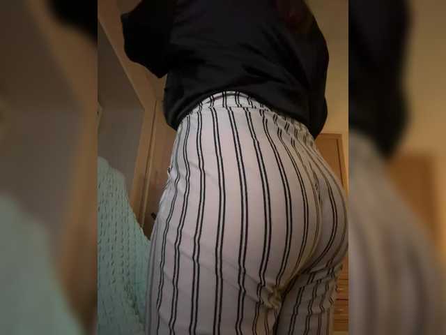 layla-x live cam