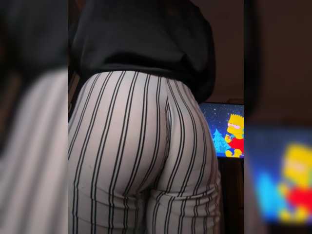 layla-x, live now on BongaCams