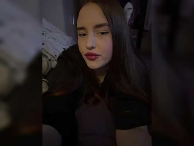 L0lly-D0lly live cam on BongaCams