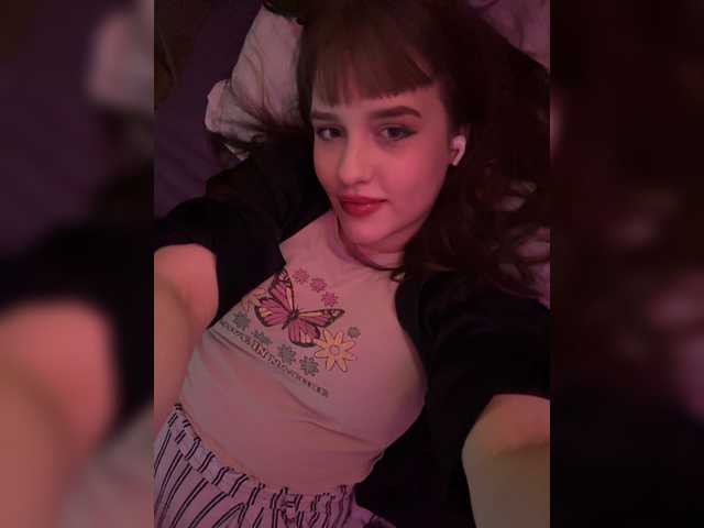 L0lly-D0lly live cam on BongaCams
