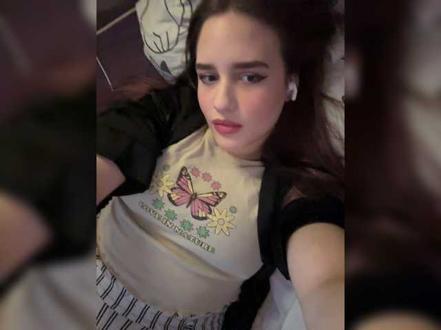 L0lly-D0lly live cam on BongaCams
