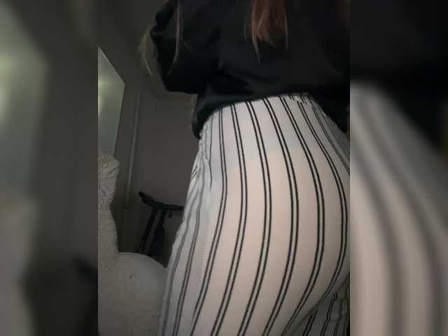 L0lly-D0lly's BongaCams show and profile