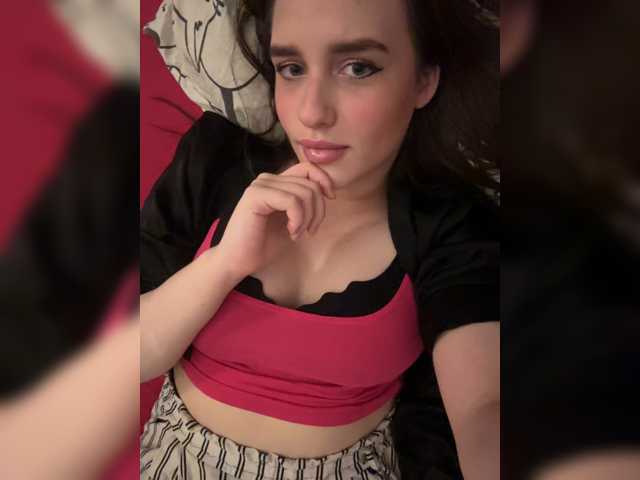 layla-x