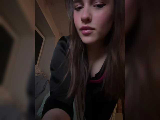 layla-x, live now on BongaCams