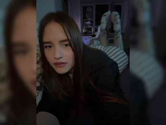L0lly-D0lly Live Webcam on BongaCams
