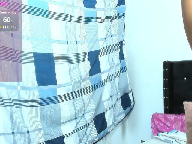 EbonnyLatinx live webcam show