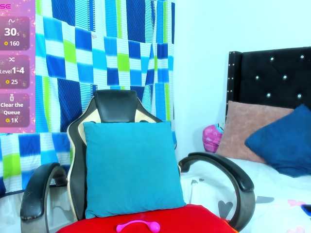 EbonnyLatinx's BongaCams show and profile