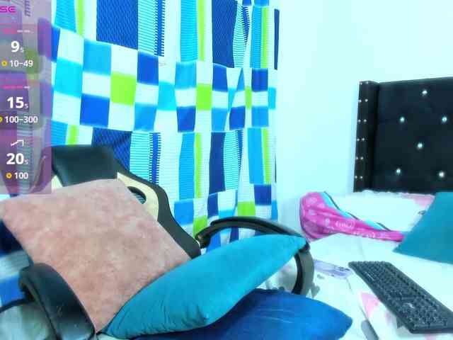 EbonnyLatinx Live Webcam on BongaCams