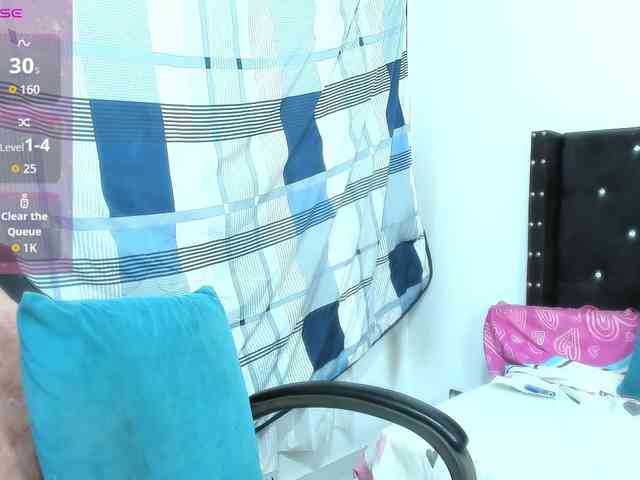 EbonnyLatinx webcam