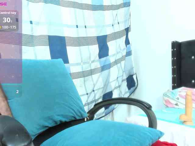 EbonnyLatinx webcam