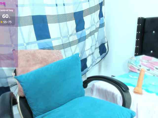 EbonnyLatinx webcam
