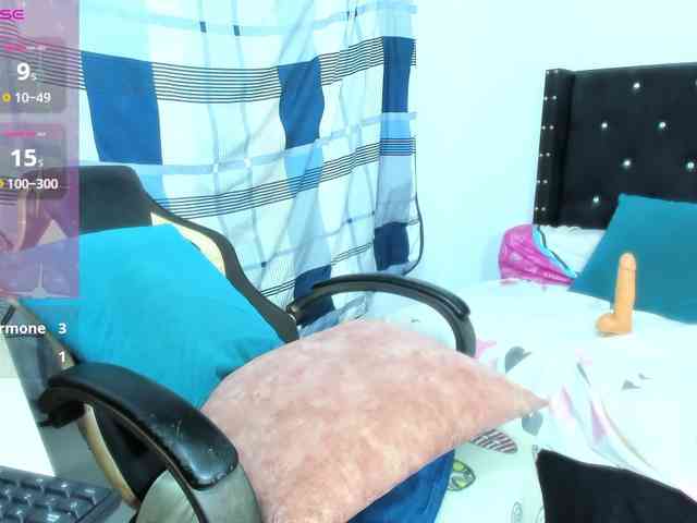 EbonnyLatinx webcam