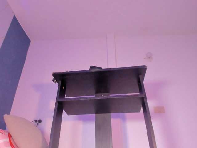 Kahia-swt live cam on BongaCams