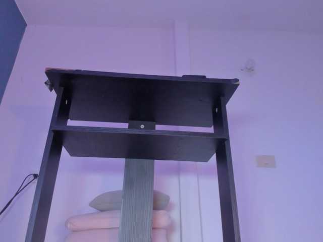 Kahia-swt live webcam show