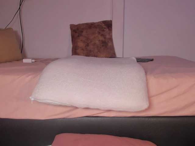 Kahia-swt live cam on BongaCams