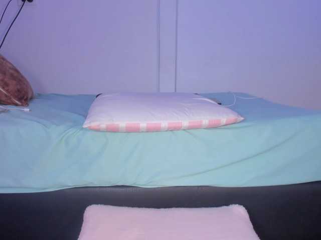 Kahia-swt live cam on BongaCams